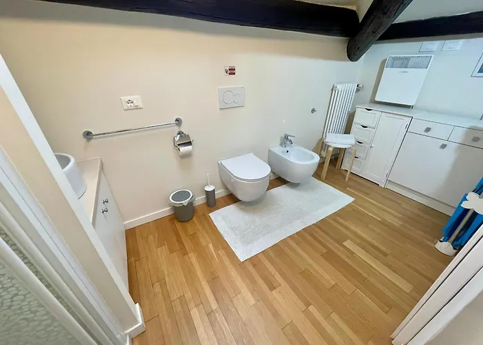 - Mini Guest house Brescia